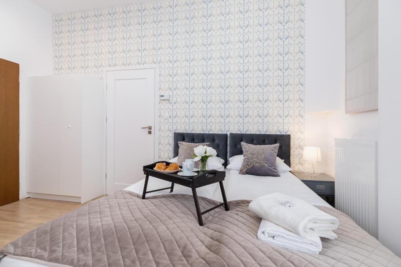 Beautiful Apartments Krakow Dietla By Noclegi Renters Exterior photo